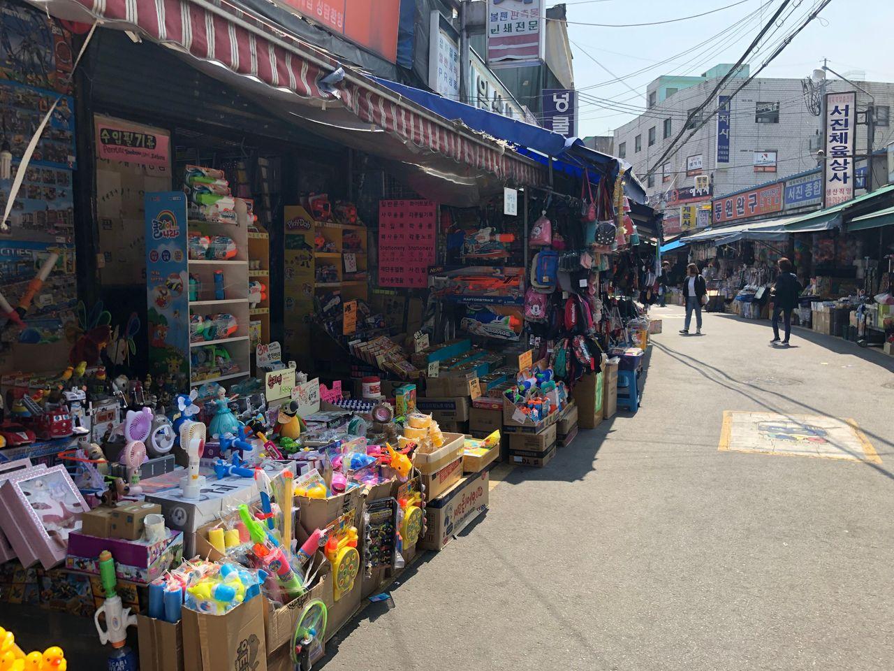 東大門玩具市場 昌信洞玩具市場 文具街 玩具街 昌信洞玩具街